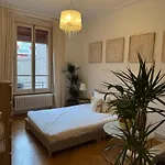 Private Room Geneva Eaux-Vives, 2 Min From Lake