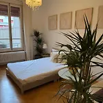 Chambre privative dans appartement partagé